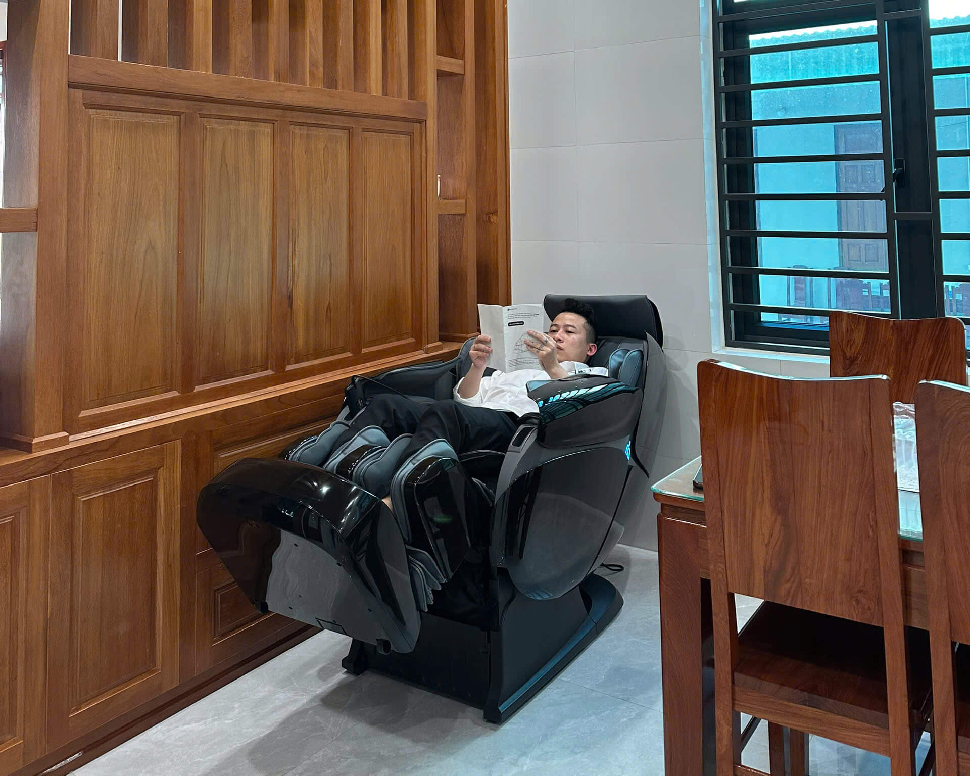 Miyakiwa ghế massage nhập khẩu nhật bản có dòng điện điều chỉnh phù hợp với việt nam
