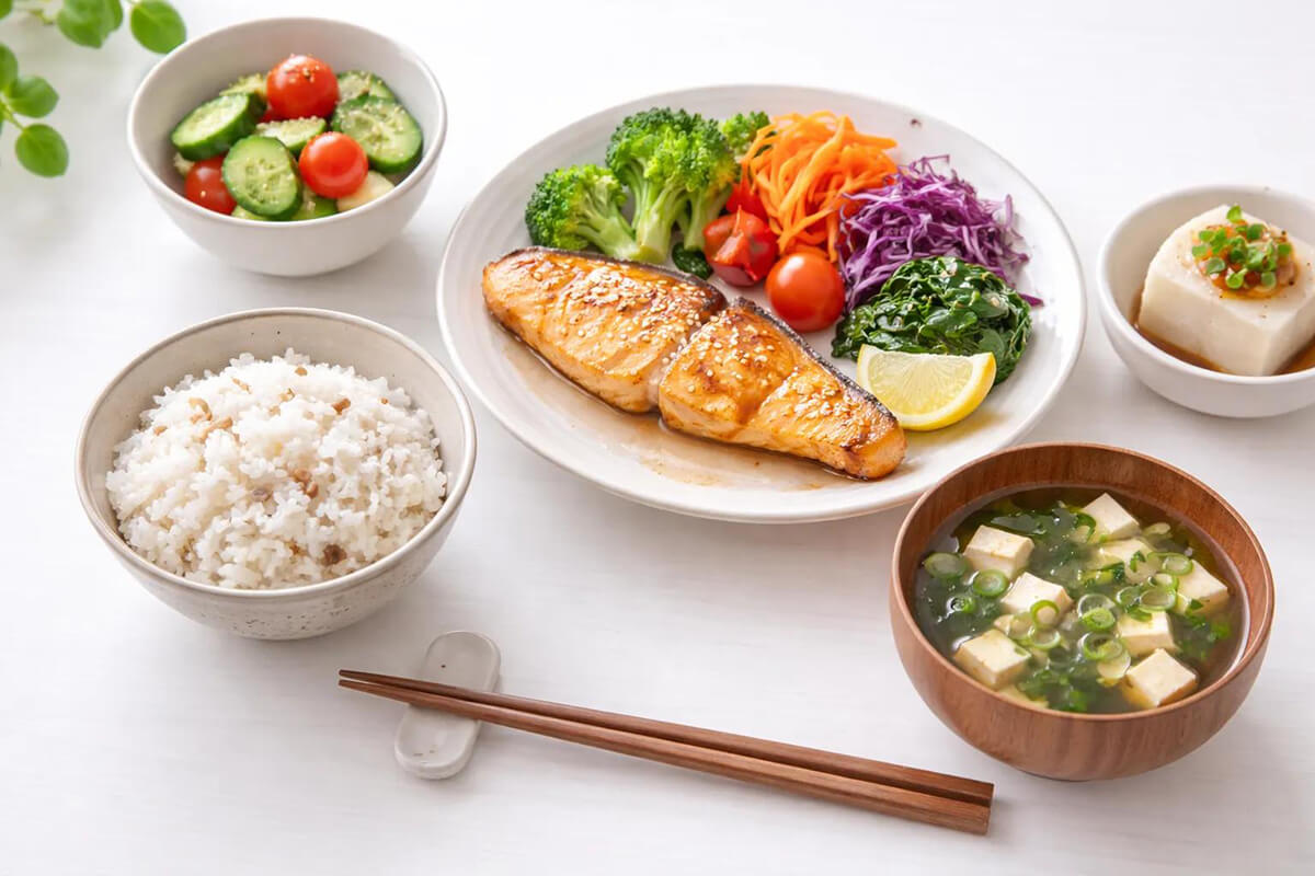 Xây dựng bữa ăn phong phú và kiểm soát khẩu phần